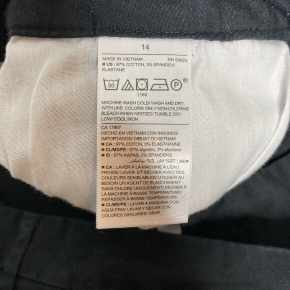 Old Navy Womans Shorts 14 Black - Picture 3 of 10